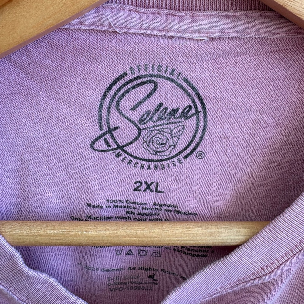 Selena band tee - Picture 3 of 6